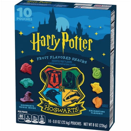 Betty Crocker Harry Potter Fruit Flavored Snacks Perspective: left