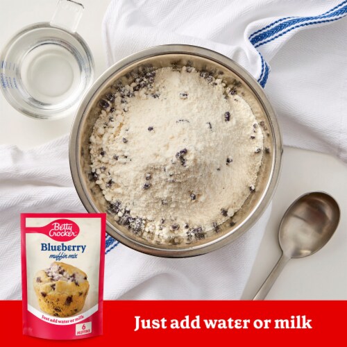 Betty Crocker Blueberry Muffin Mix Perspective: left