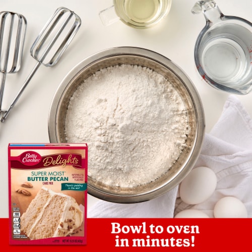 Betty Crocker™ Delights Super Moist™ Butter Pecan Cake Mix Perspective: left