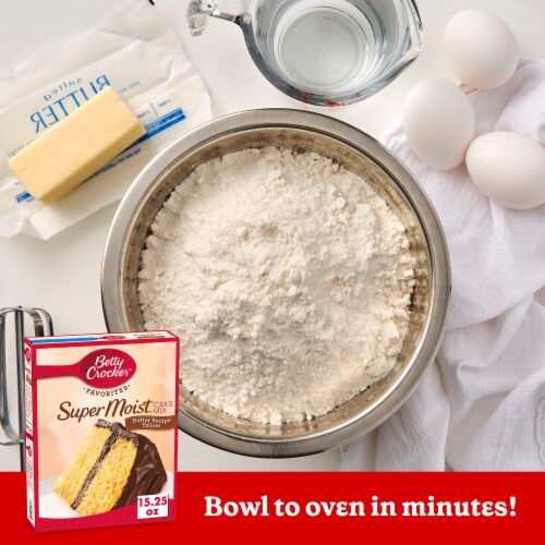 Betty Crocker™ Super Moist™ Butter Recipe Yellow Cake Mix Perspective: left