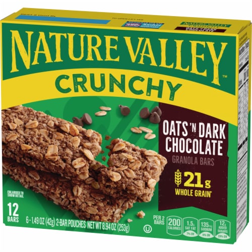 Nature Valley Oats & Dark Chocolate Crunchy Granola bars Perspective: left