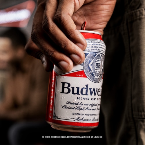 Budweiser American Lager Beer Perspective: left