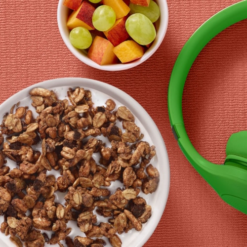 Kashi GO Breakfast Cereal Chocolate Crunch Perspective: left