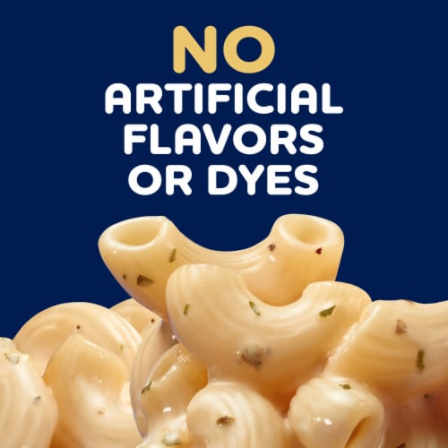 Kraft Deluxe White Cheddar Garlic & Herbs Mac N Cheese Macaroni and Cheese Dinner Perspective: left