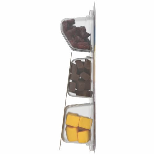 Kraft Trios Snackfulls Sharp Cheddar Cheese, Cherries & Chocolate Snack Pack Perspective: left