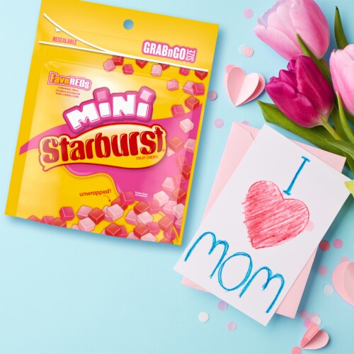 Starburst Favereds Fruit Chewy Candy Grab N Go Bag Perspective: left