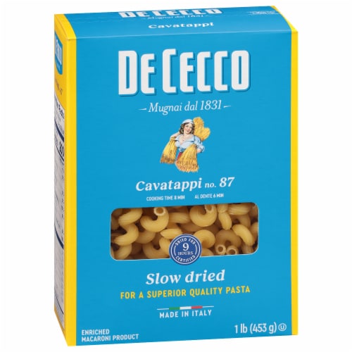 De Cecco Cavatappi Pasta Perspective: left