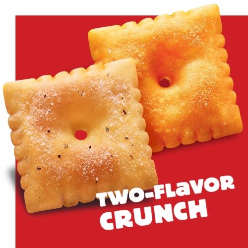 Cheez-It® DUOZ Bacon and Cheddar Crackers Perspective: left