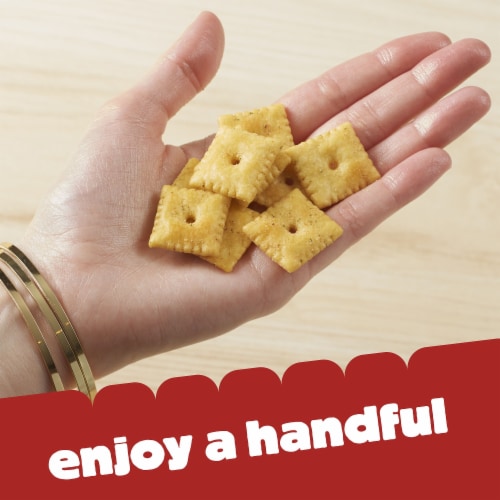 Cheez-It Baked Snack Cheese Crackers Queso Fundido Perspective: left