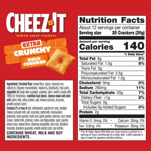 Cheez-It® Extra Crunchy Bold Cheddar Cheese Crackers Perspective: left