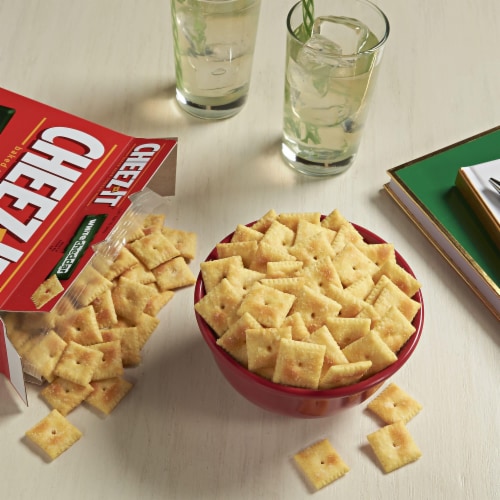 Cheez-It® White Cheddar Cheese Snack Crackers Perspective: left