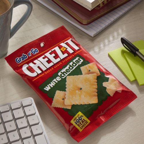 Cheez-It® White Cheddar Baked Snack Cheese Snack Crackers Perspective: left
