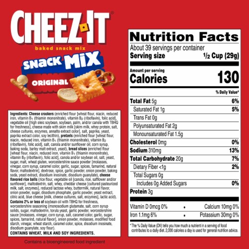 Cheez-It Classic Snack Mix Perspective: left