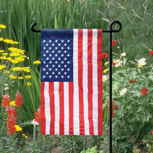 Annin Flagmakers American Flag Garden Banner Perspective: left