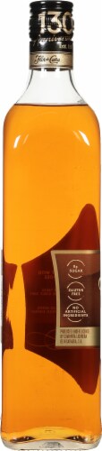 Flor de Cana 4 Anejo Oro Rum Perspective: left