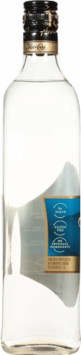 Flor de Cana® 4 Extra Seco Rum Perspective: left
