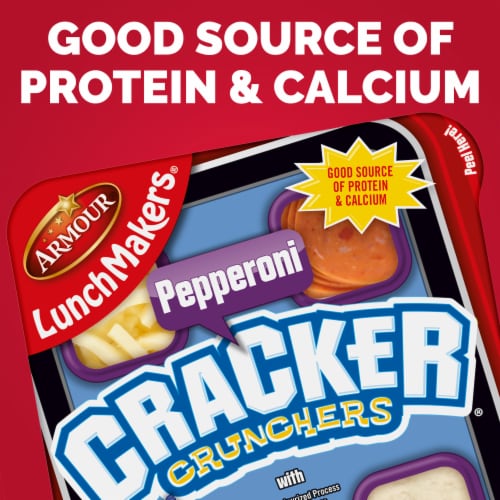 Armour LunchMakers Pepperoni & American Cheese Cracker Crunchers Meal Kit with Candy Bar Perspective: left