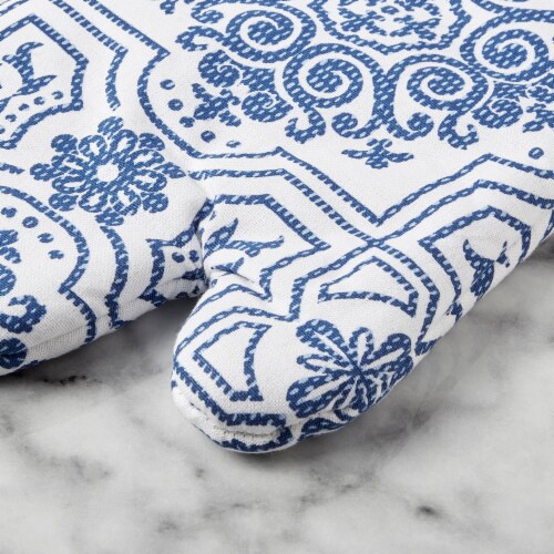 Martha Stewart Stripe Medallion Oven Mitts Perspective: left
