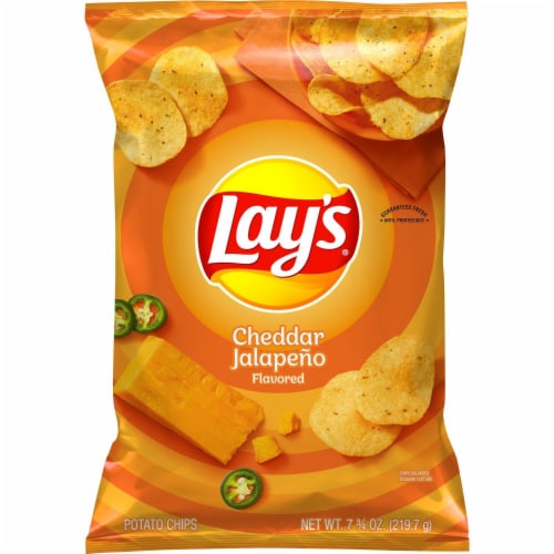 Lay's® Cheddar Jalapeno Potato Chips Perspective: left