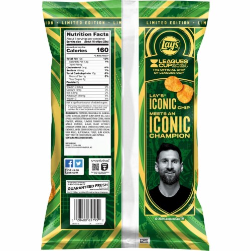 Lay's® Messi Crispy Taco Potato Chips Perspective: left