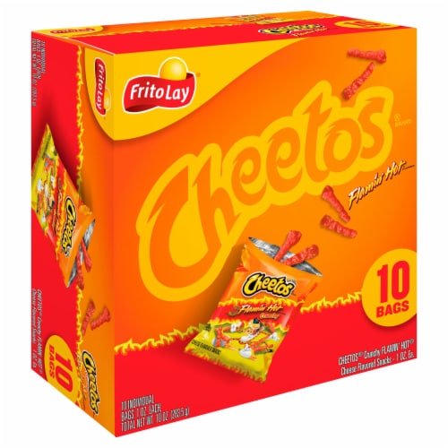 Cheetos® Flamin’ Hot® Crunchy Multipack Chips Perspective: left