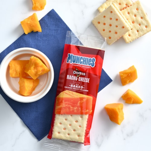 Munchies Nacho Cheese Flavored Sandwich Crackers Perspective: left
