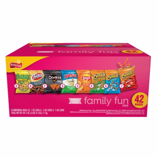 Frito-Lay® Family Fun Mix Chips Variety Pack Perspective: left