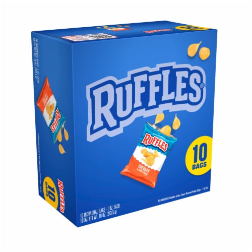 Ruffles® Cheddar & Sour Cream Potato Chips Multipack Perspective: left