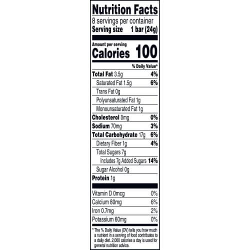 Quaker® Chewy Chocolate Chip Granola Bars Perspective: left