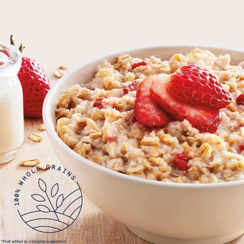 Quaker Fruit and Cream Instant Oatmeal Breakfast Variety Pack Perspective: left