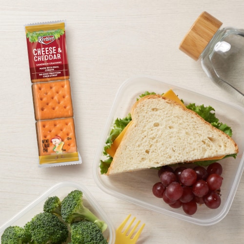 Keebler Cheese and Cheddar Sandwich Crackers Perspective: left
