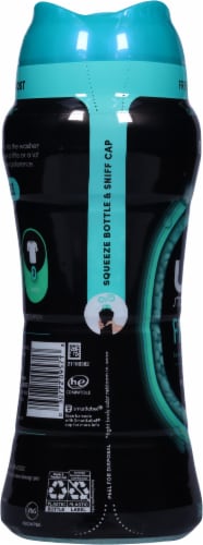 Downy® Unstopables™ Longer-Lasting Freshness Fresh In-Wash Scent Booster Perspective: left