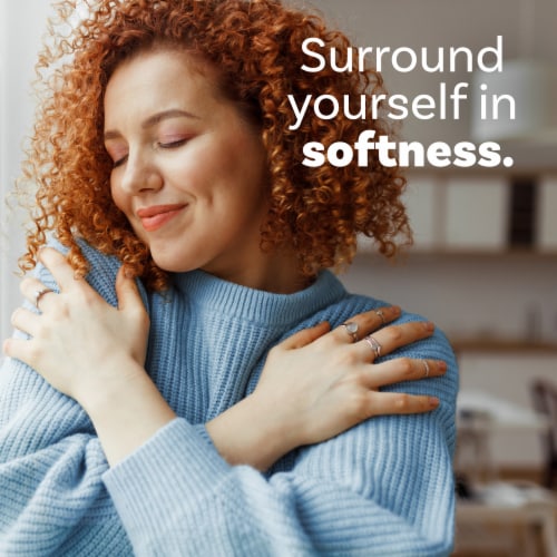 Downy Ultra Clean Breeze Liquid Fabric Softener Fabric Conditioner Perspective: left
