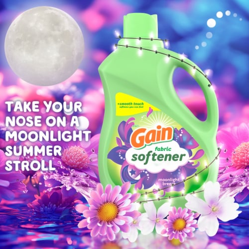 Gain Moonlight Breeze Liquid Fabric Softener Fabric Conditioner Perspective: left