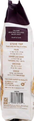Bertolli Fettuccine Alfredo Skillet Frozen Meal Perspective: left