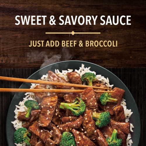 P.F. Chang's Home Menu Beef And Broccoli Cooking Sauce And Marinade Perspective: left