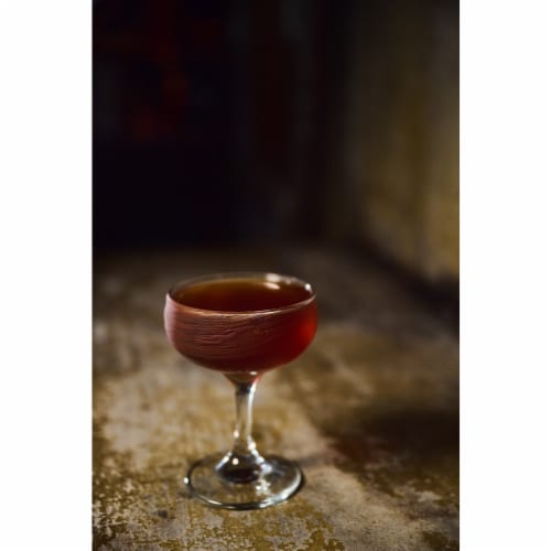 Redemption Kentucky Straight Rye Whiskey Perspective: left
