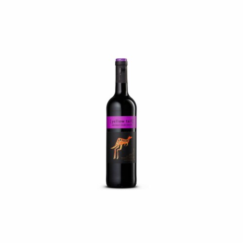 Yellow Tail Shiraz/Cabernet Sauvignon Australia Red Wine Perspective: left