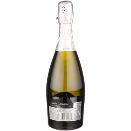 Yellow Tail Bubbles Wine Australia Sparkling Wine Perspective: left