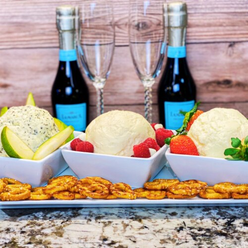 Strawberries&Champagne - 2oz Strawberry Cheeseball Mix&Frosting Blend-Salt Free & Gluten Free Perspective: left