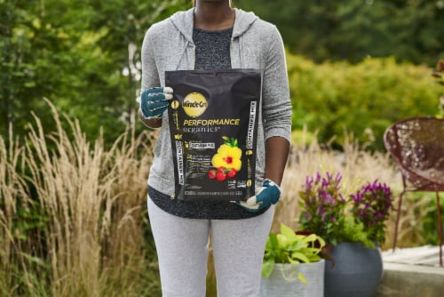 Miracle-Gro® Performance Organics™ All Purpose Container Mix Perspective: left
