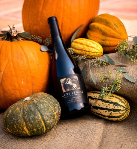 Clos Pegase Pinot Noir Mitsuko's Vineyard Red Wine Perspective: left