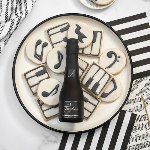 Freixenet Brut Cordon Negro Cava Spain Sparkling Wine Perspective: left