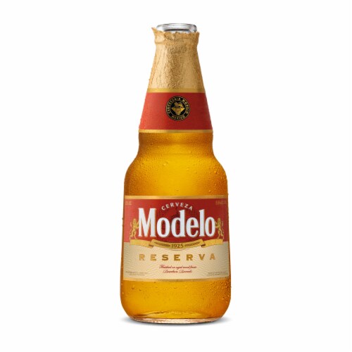 Modelo Reserva Bourbon Barrel Mexican Pilsner-Style Lager Beer Perspective: left