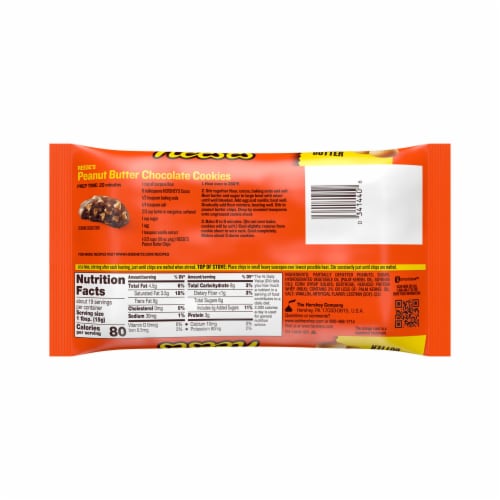 REESE'S Peanut Butter Baking Chips Bag Perspective: left
