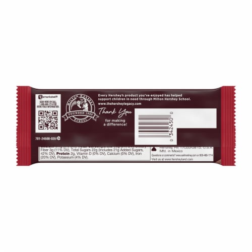 HERSHEY'S SPECIAL DARK Mildly Sweet Chocolate Candy Bar Perspective: left