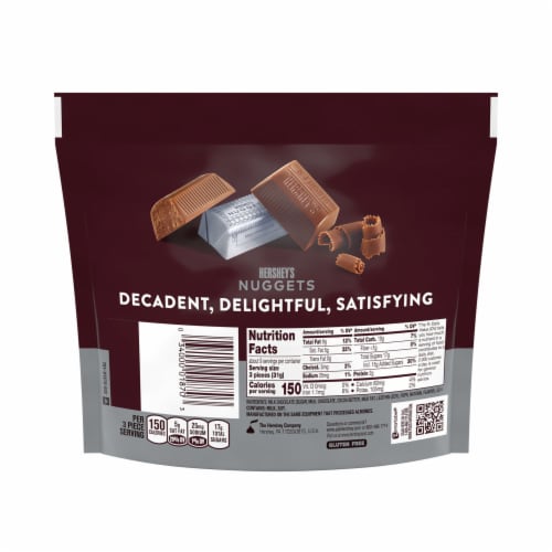 HERSHEY'S NUGGETS Milk Chocolate Candy Share Pack Perspective: left