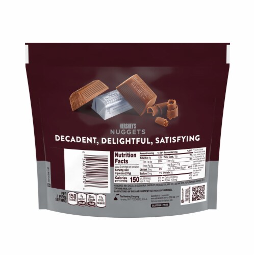 HERSHEY'S NUGGETS Milk Chocolate Candy Share Pack Perspective: left