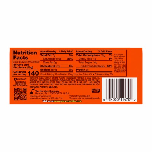 REESE'S PIECES Peanut Butter In a Crunchy Shell Christmas Candy Box Perspective: left