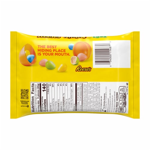 REESE'S PIECES Peanut Butter in a Crunchy Shell Eggs Easter Candy Bag Perspective: left